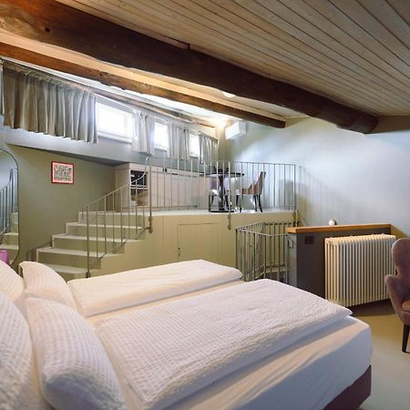 لوكا Palazzo Froussard B&B And Living المظهر الخارجي الصورة