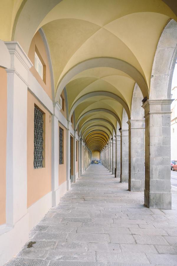 لوكا Palazzo Froussard B&B And Living المظهر الخارجي الصورة
