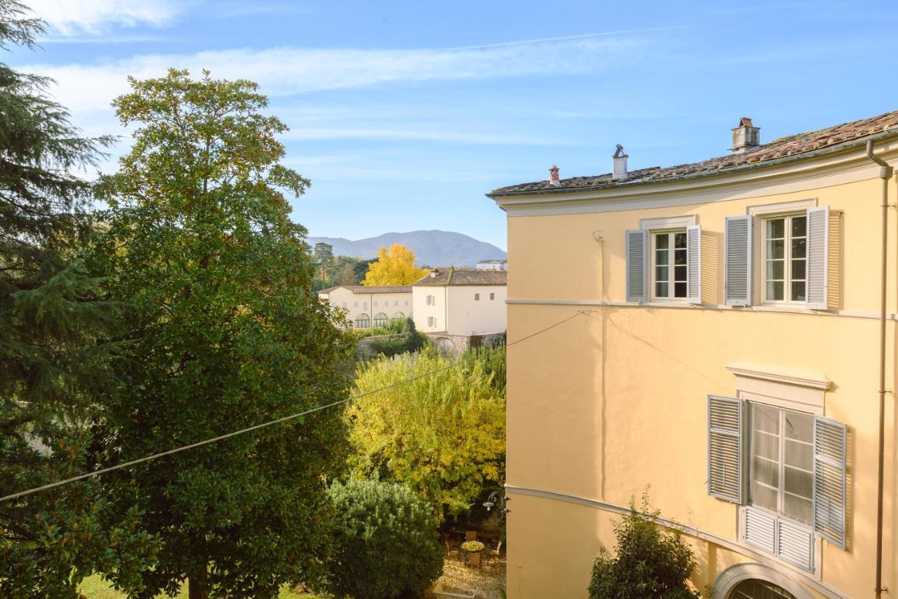 لوكا Palazzo Froussard B&B And Living المظهر الخارجي الصورة