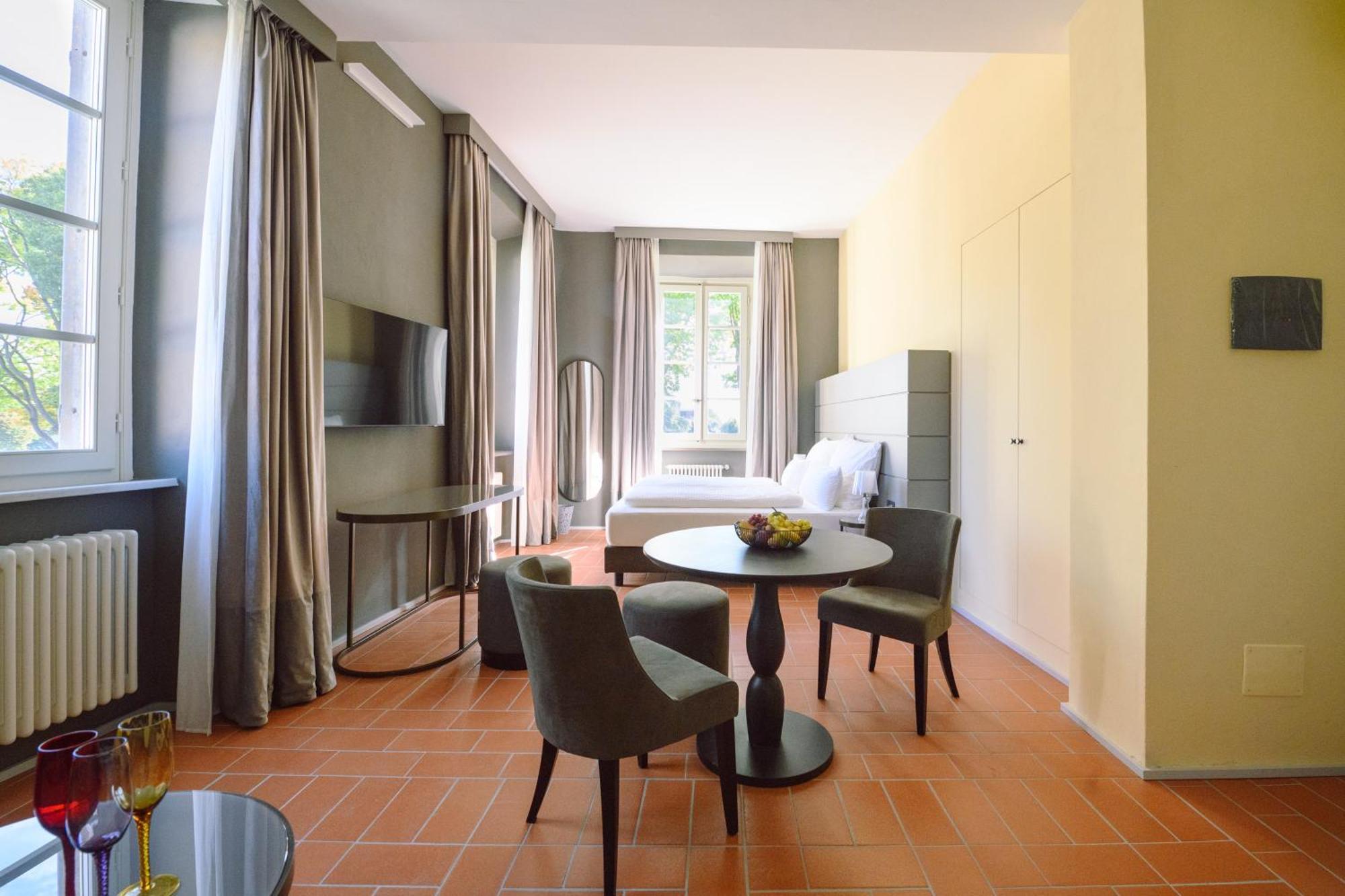 لوكا Palazzo Froussard B&B And Living المظهر الخارجي الصورة